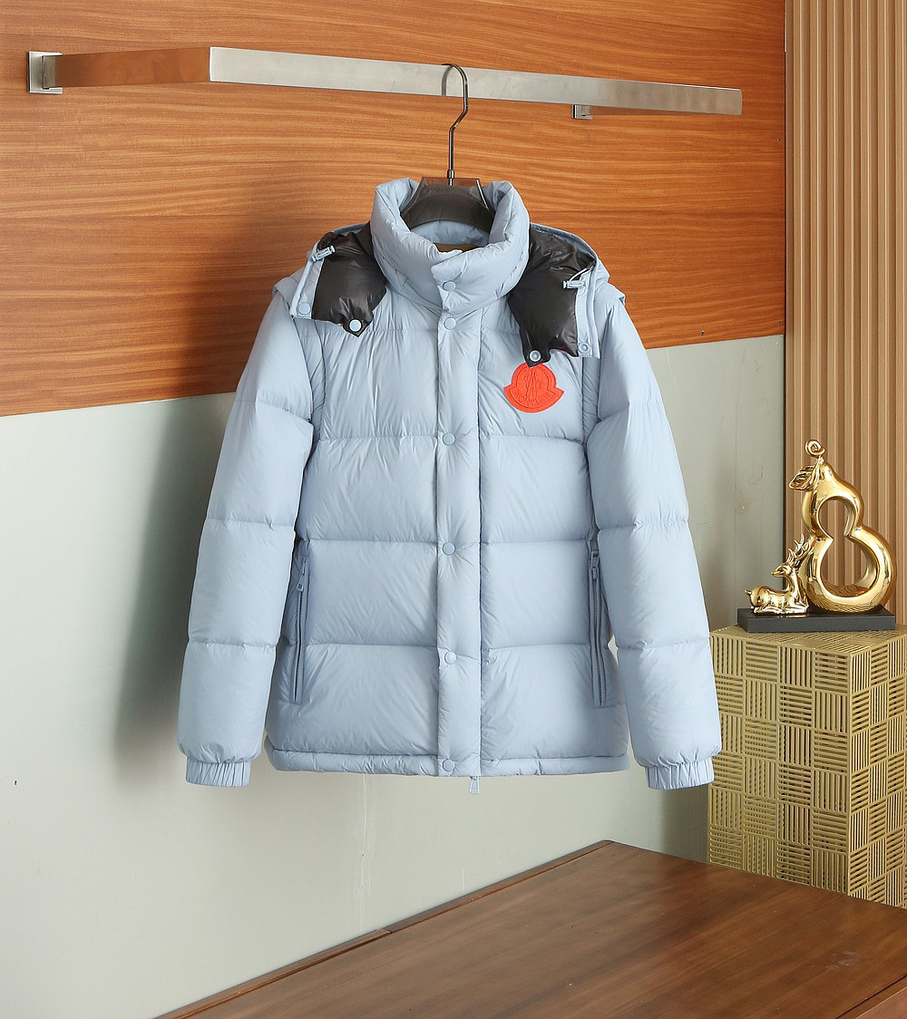 モンクレール「Moncler」秋冬 フード付きダウンジャケット