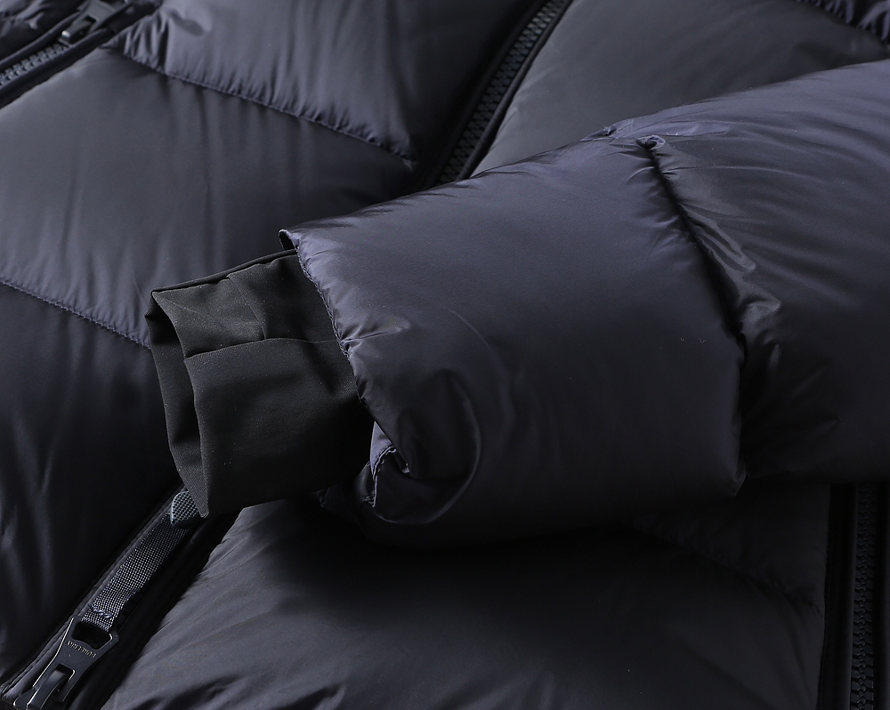 バーバリー「Burberry」秋冬 クイルティッドダウンジャケット