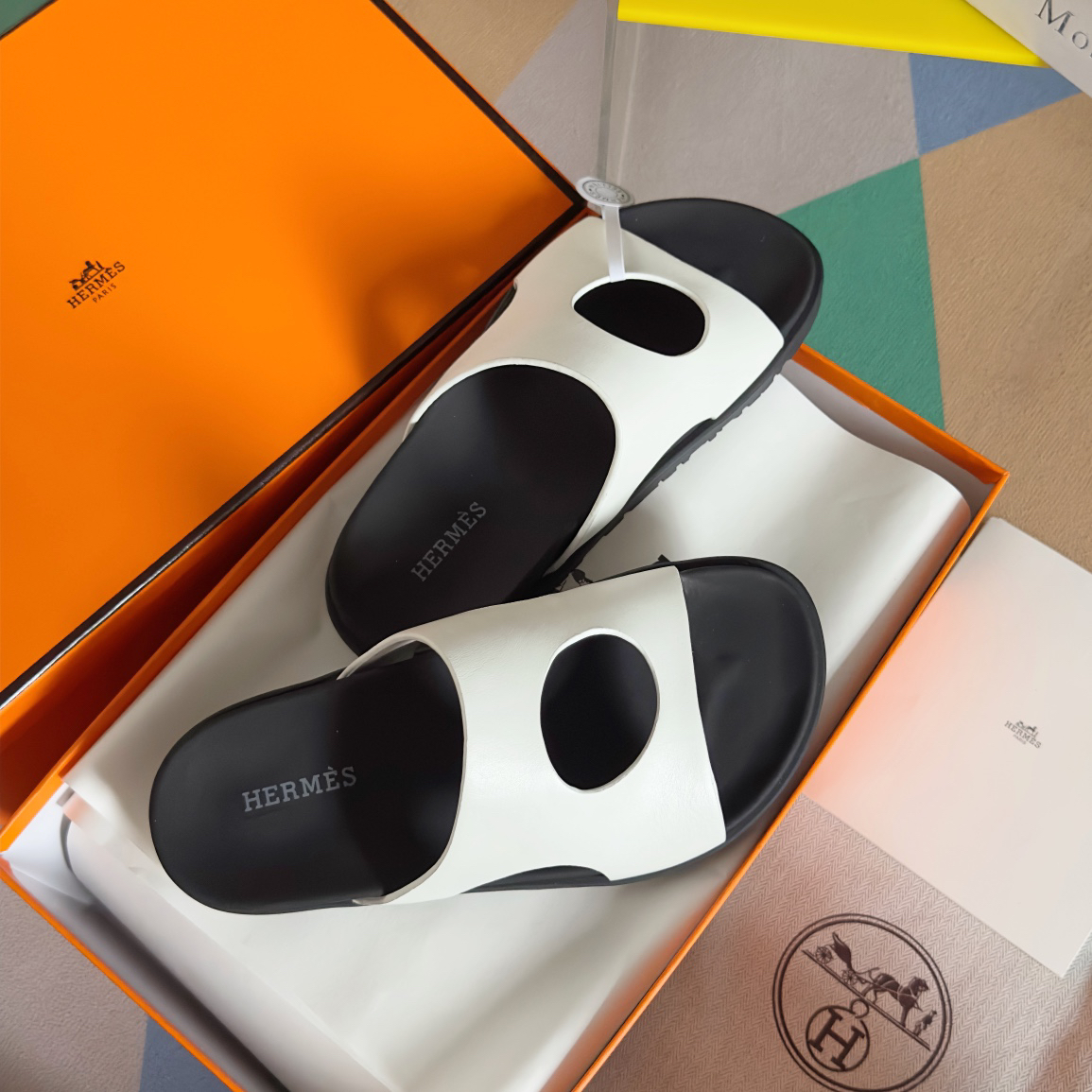 エルメス「Hermès」エルメス シェーヌダンクル サンダル / レザーテクノサンダル