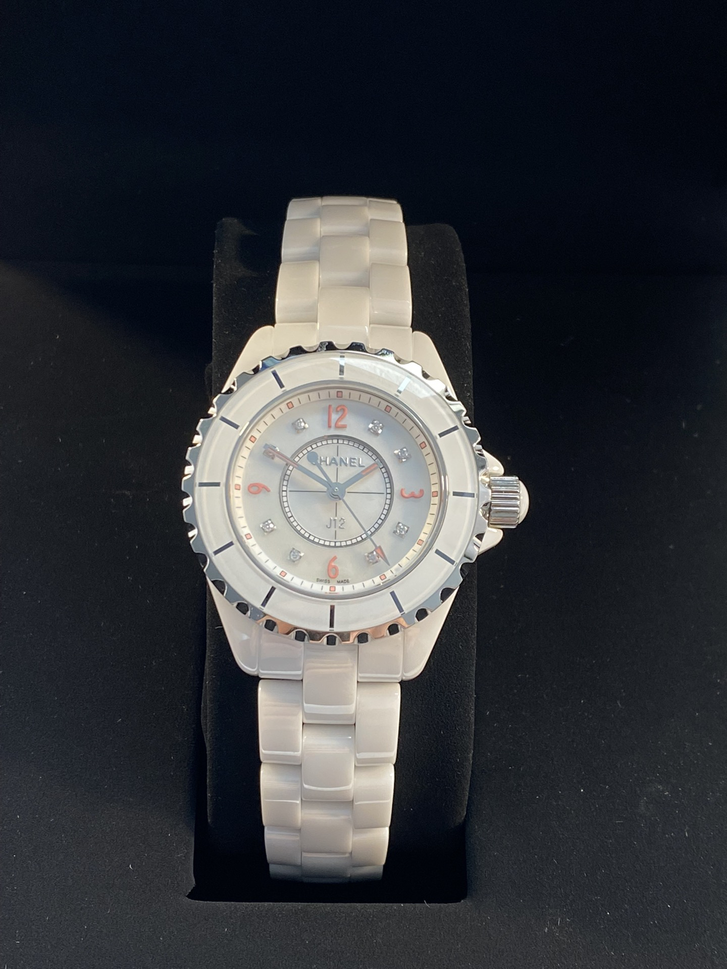 シャネル「Chanel」J12 キャリバー 33MM