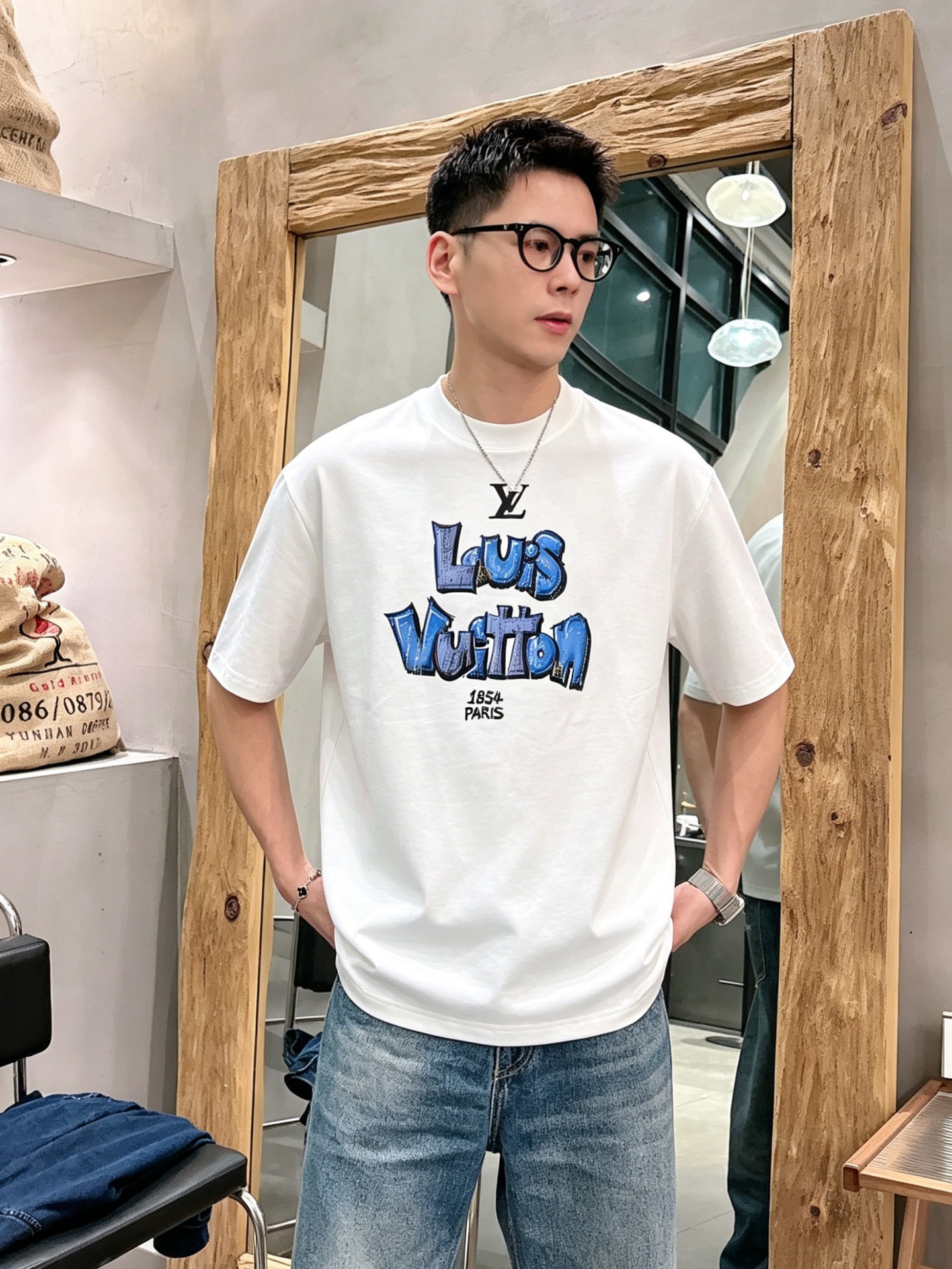 ルイ・ヴィトン「Louis Vuitton」ロゴプリントTシャツ / ショートスリーブ クルーネック