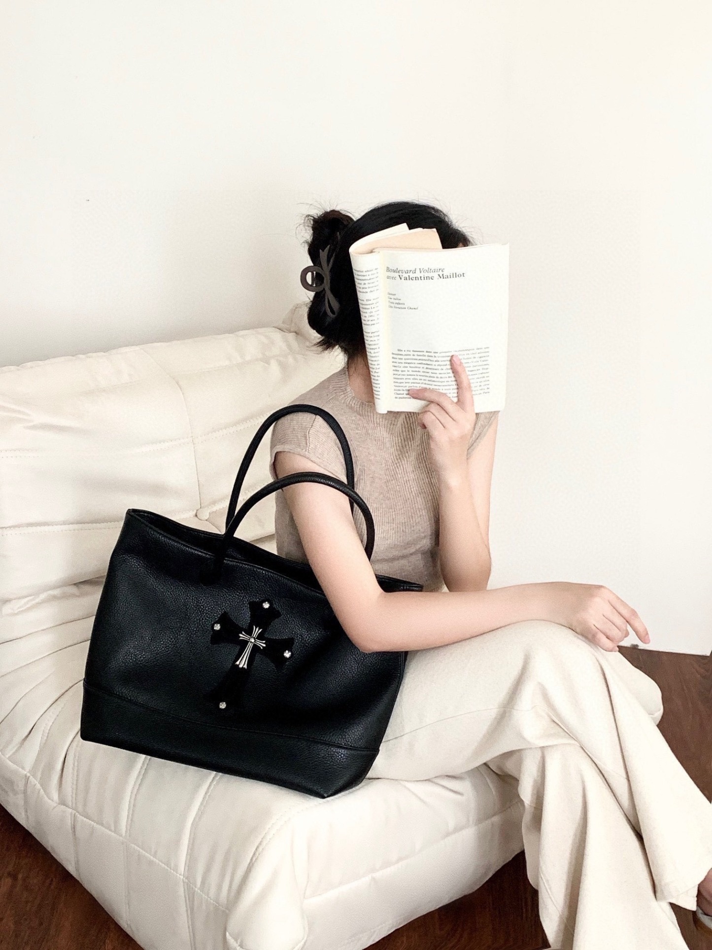 クロムハーツ「Chrome Hearts」メタリッククロスロゴ レザートートバッグ 35×31×12cm