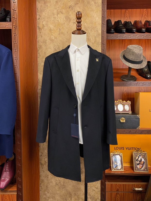 ルイ・ヴィトン「Louis Vuitton」秋冬 ロングコート