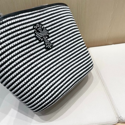 クロムハーツ「Chrome Hearts」ラフィア トートバッグ