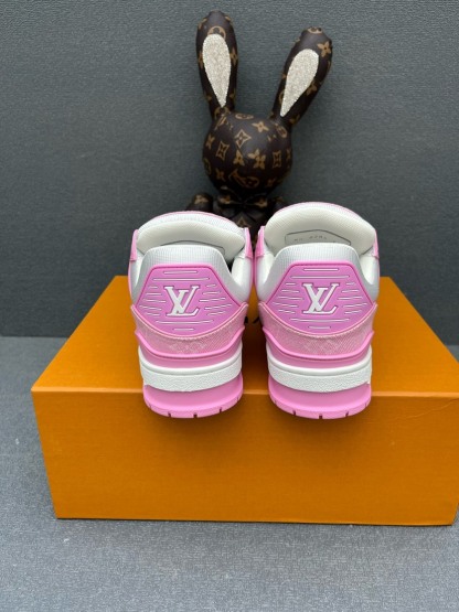 ルイ・ヴィトン「Louis Vuitton」LOUIS VUITTON LV Trainer スニーカー