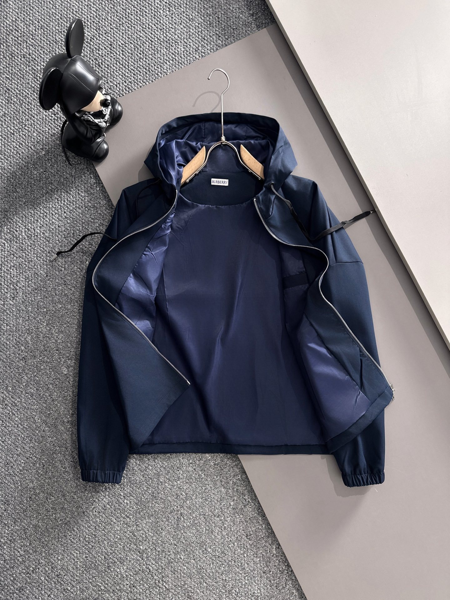 バーバリー「Burberry」秋冬 メンズカジュアルスポーツセット