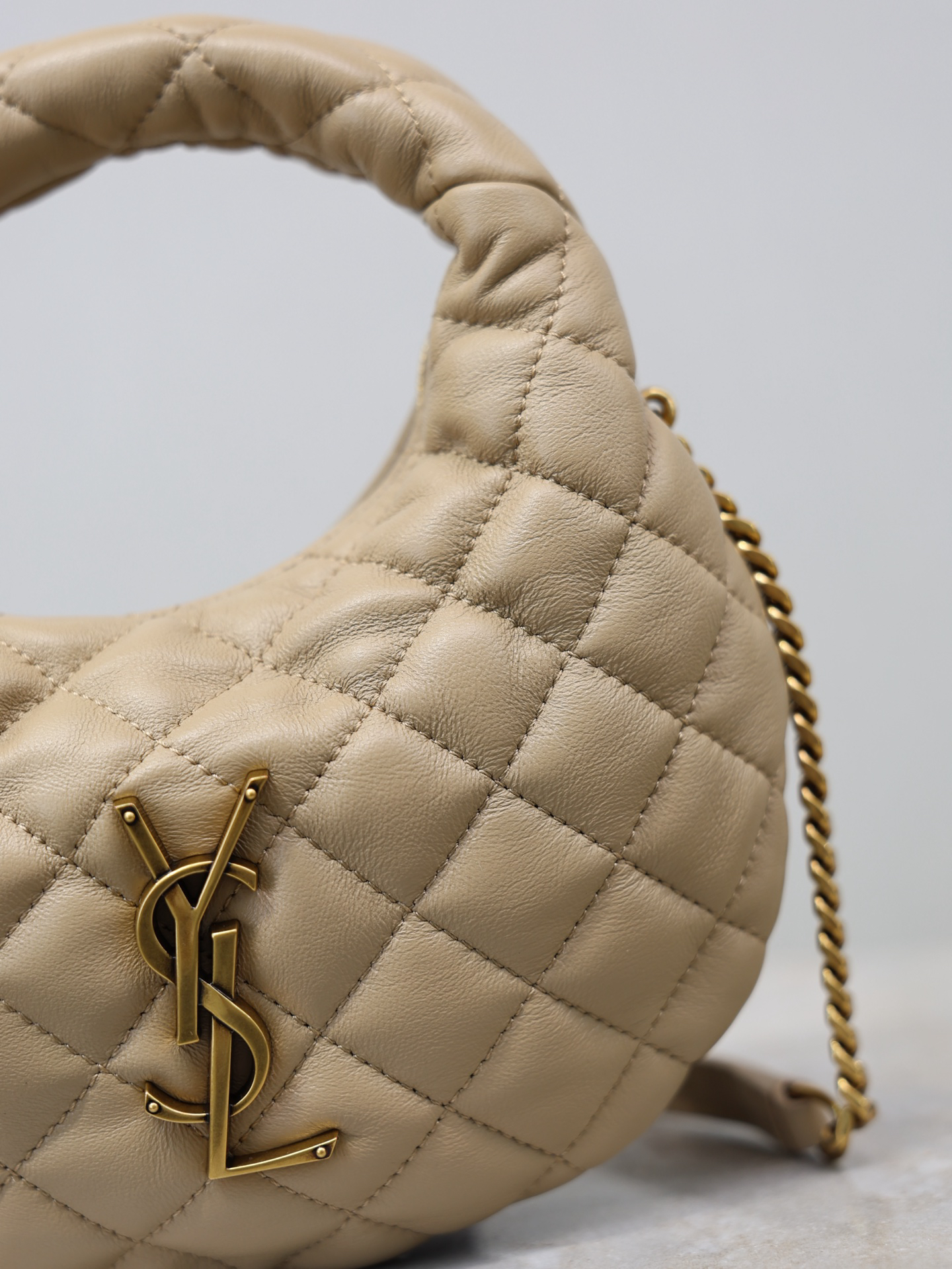 2026サンローラン「Saint Laurent ICARINO ミニ キルティングナッパレザー ホーボーバッグ