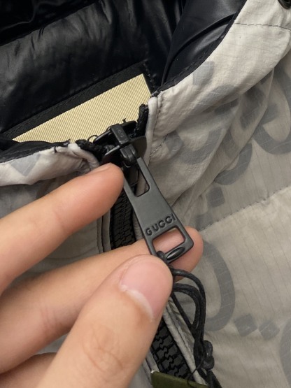 グッチ「Gucci」秋冬フード付きダウンジャケット