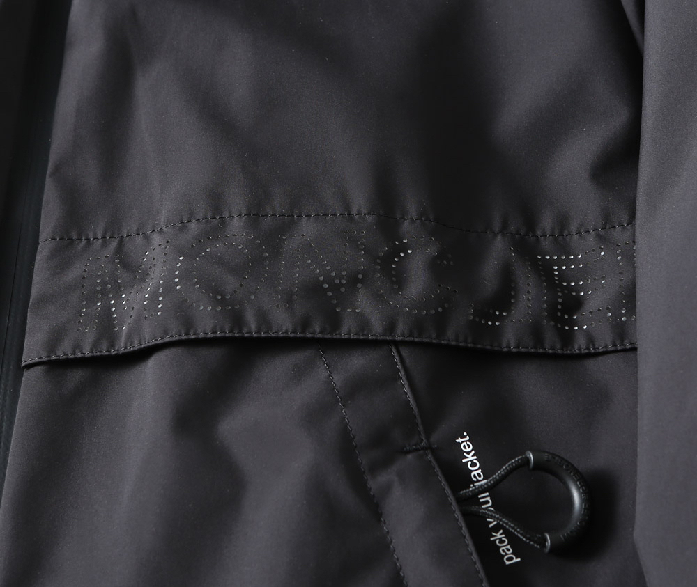 モンクレール「Moncler」秋のフード付きジャケット