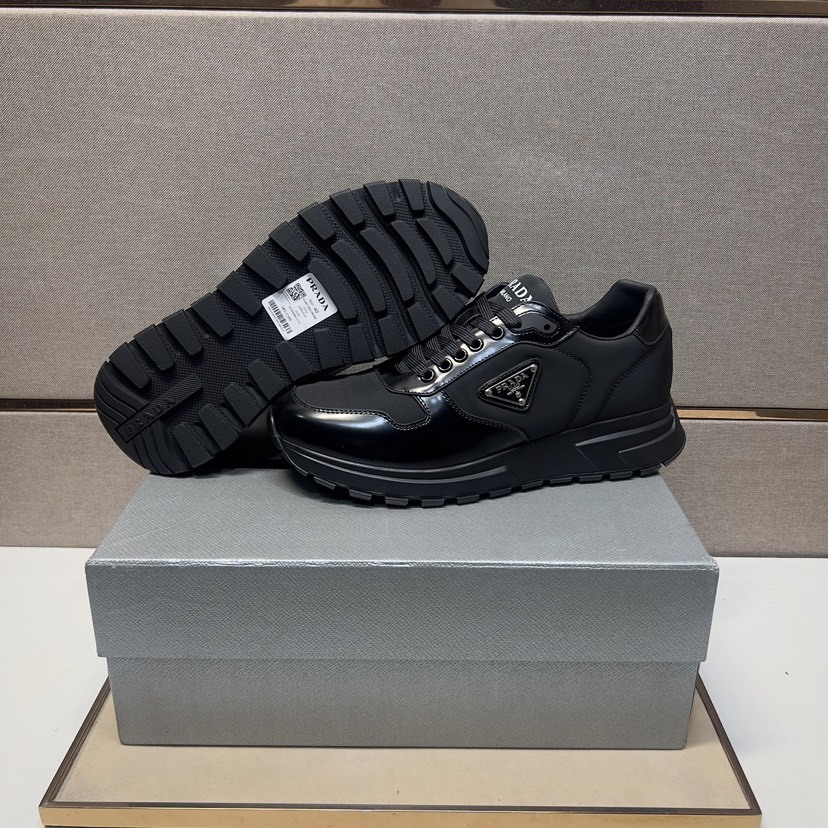 プラダ「Prada」プラダ プレミアムスニーカー (2026年春夏モデル) / レザースニーカー