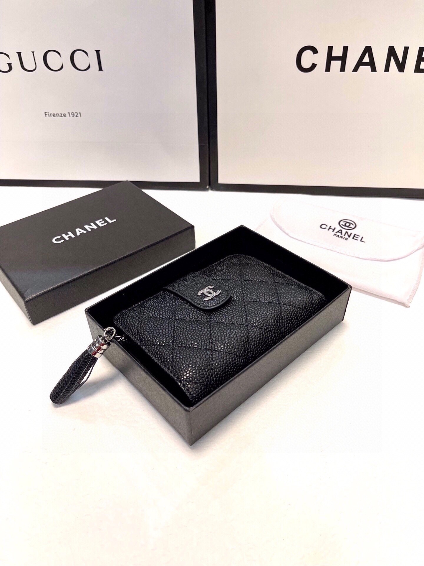 シャネル「Chanel」財布 多機能な小さな財布！