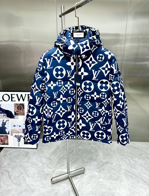 ルイ・ヴィトン「Louis Vuitton」秋冬フード付きダウンジャケット