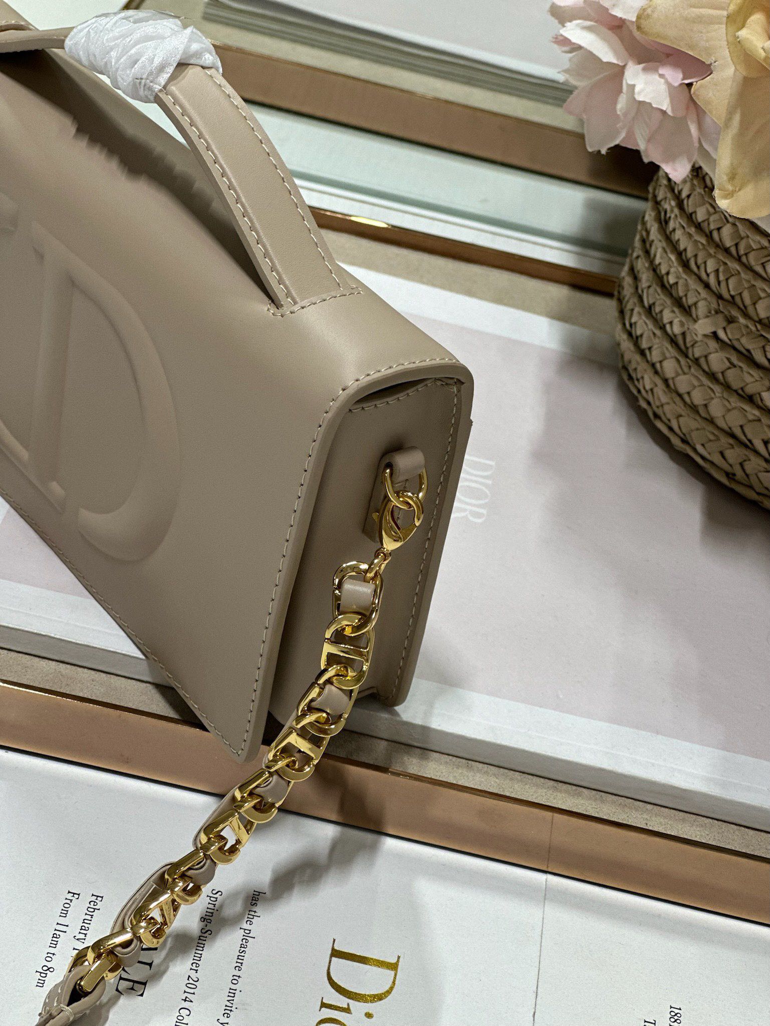 ディオール「Dior」CD SIGNATURE ミニ チェーン バッグ「アプリコット」