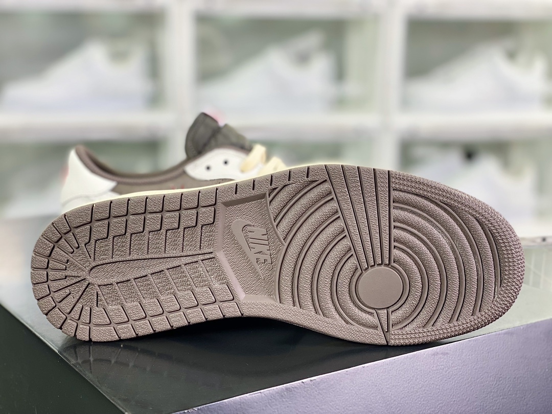 「コラボモデル」Nike Air Jordan 1 Low x Travis Scott「Sail and Ridgerock」