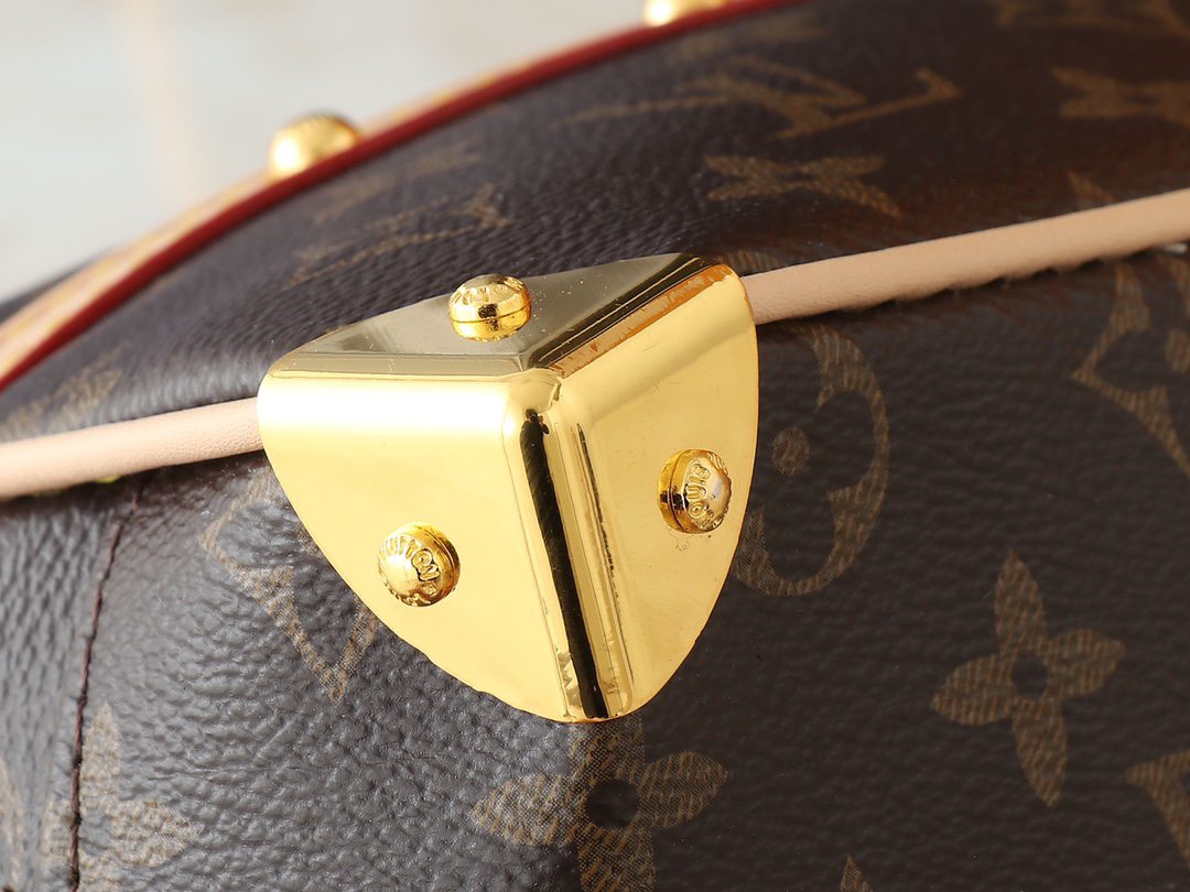 ルイ・ヴィトン「Louis Vuitton」