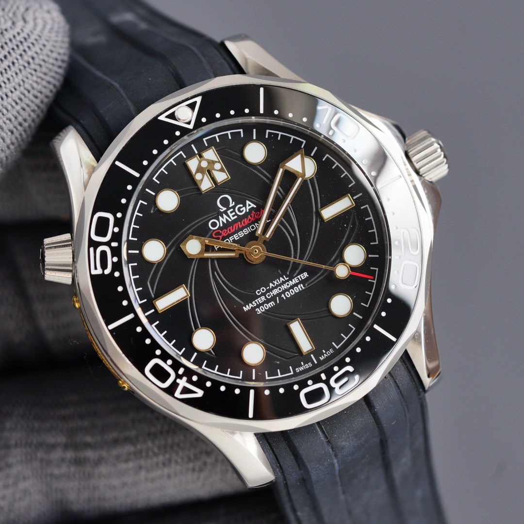 オメガ「Omega」シーマスター ダイバー 42MM メンズウォッチ