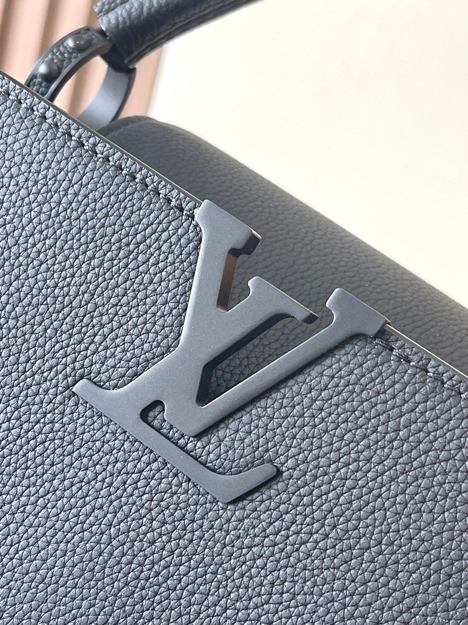 ルイ・ヴィトン「Louis Vuitton」 CarryAll ハンドバッグ