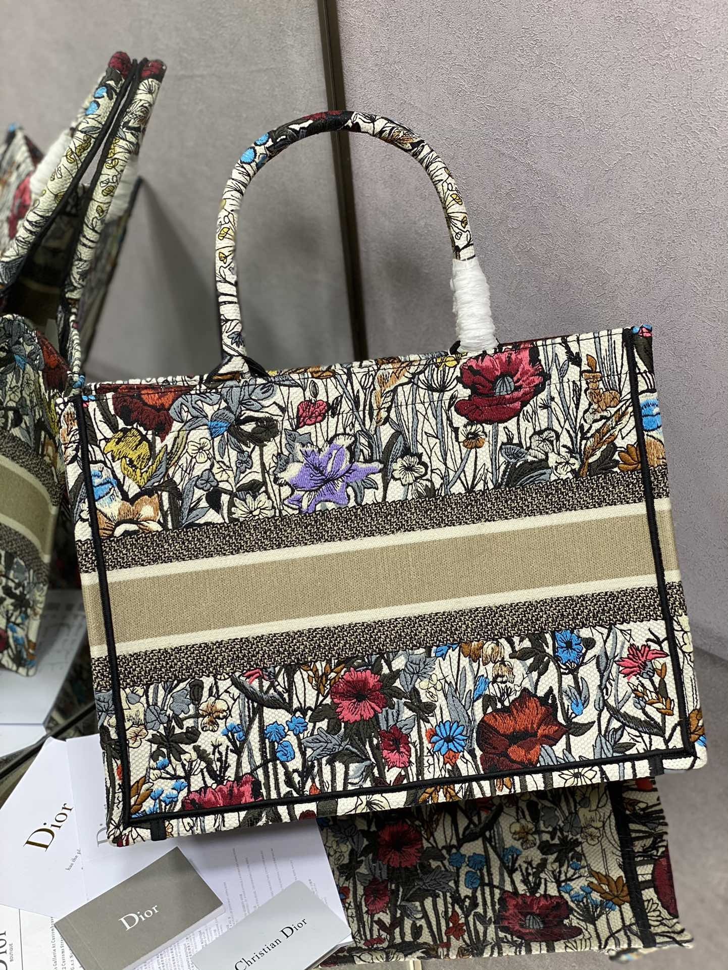ディオール「Dior」Book Tote トランペット ショッピングトートバッグ