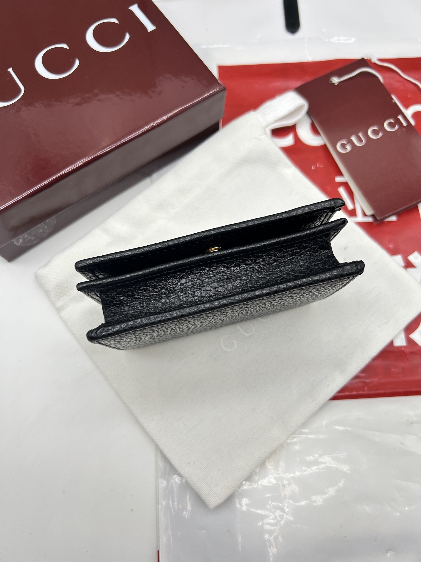 グッチ「Gucci」 〔プチ マーモント〕レザー 三つ折りウォレット