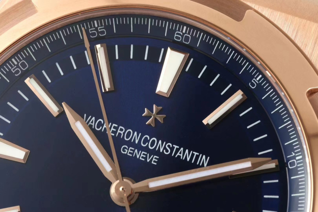 ヴァシュロン コンスタンタン「Vacheron Constantin」オーバーシーズ 4500V 41mm ダイアメーター 腕時計