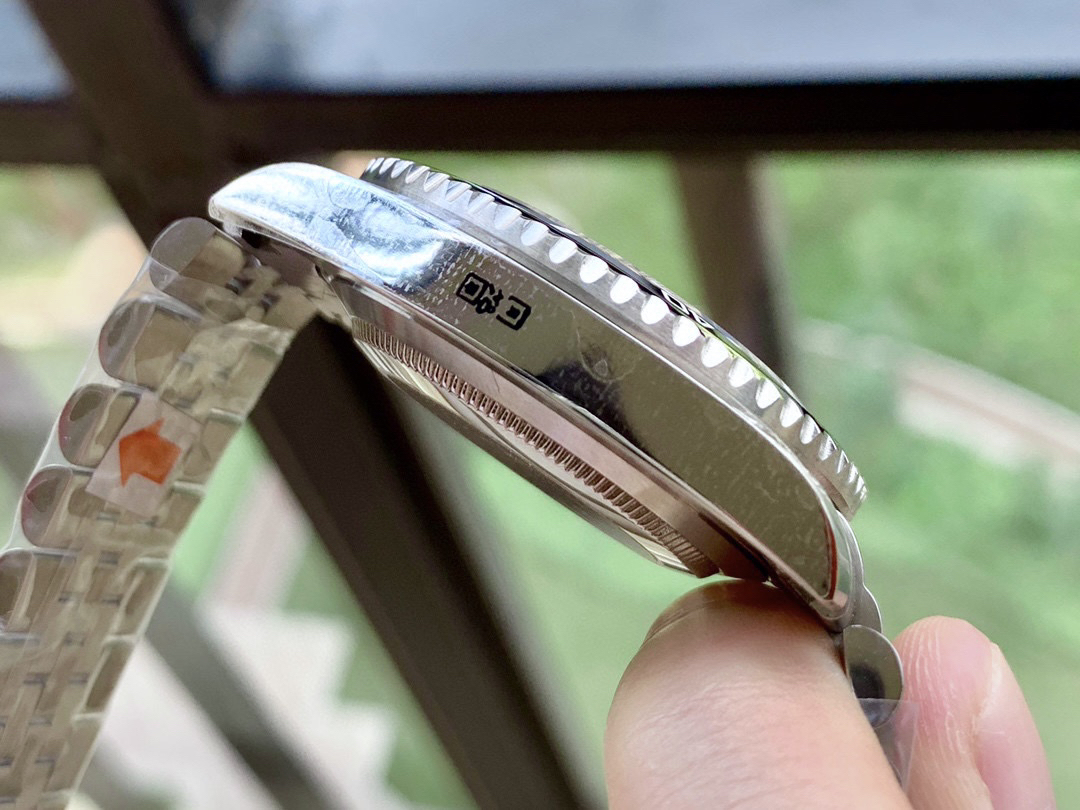 ロレックス［Rolex］ サブマリーナー 腕時計40MM