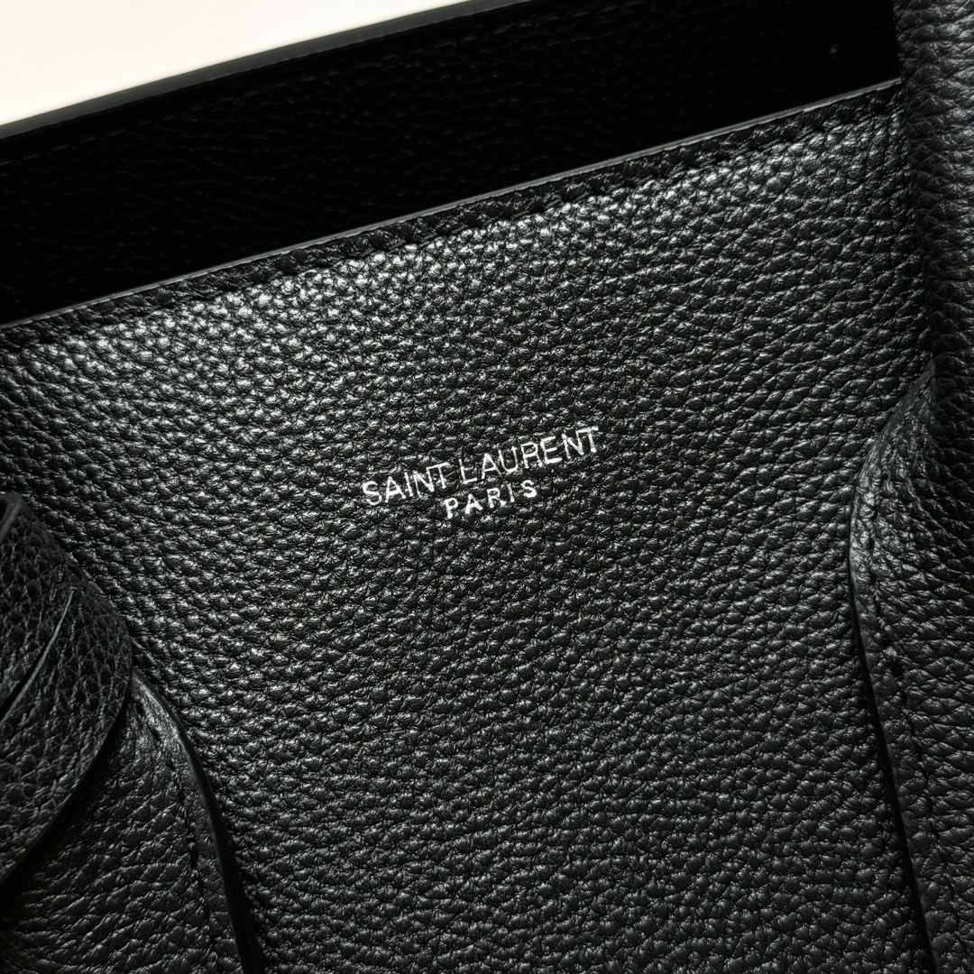 サンローラン「Saint Laurent」SAC DE JOUR SOUPLE 粒面レザーバッグ