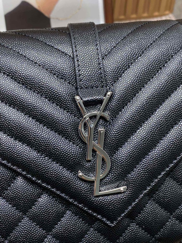 サンローラン「Saint Laurent」 ENVELOPE ミディアム エンヴェロップバッグ