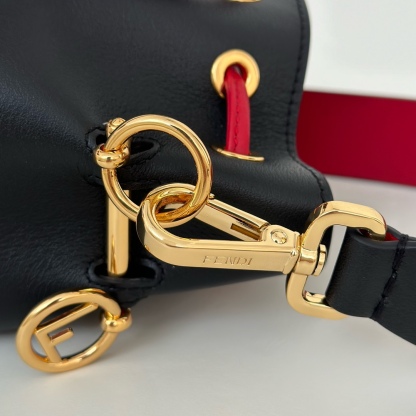 フェンディ「Fendi」FENDI Mon Tresor ミニバケツバッグ