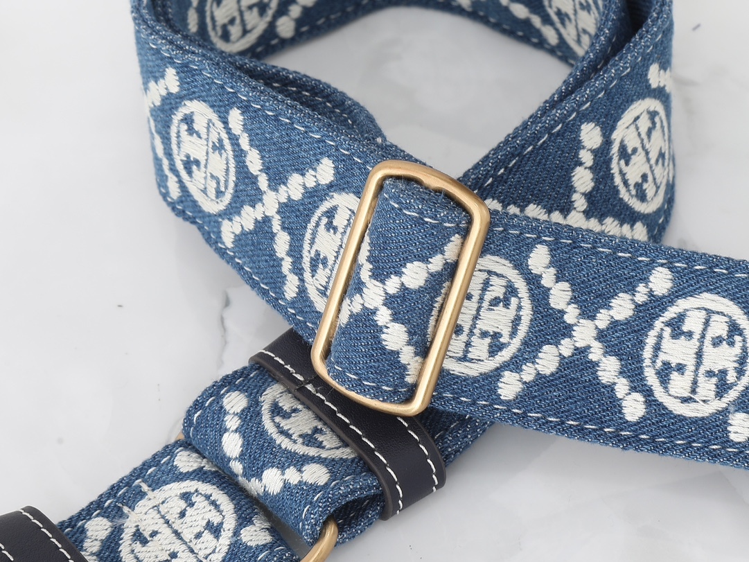 トリー バーチ「Tory Burch」ミラー デニム カメラバッグ ショルダー/クロスボディ デニムブルー