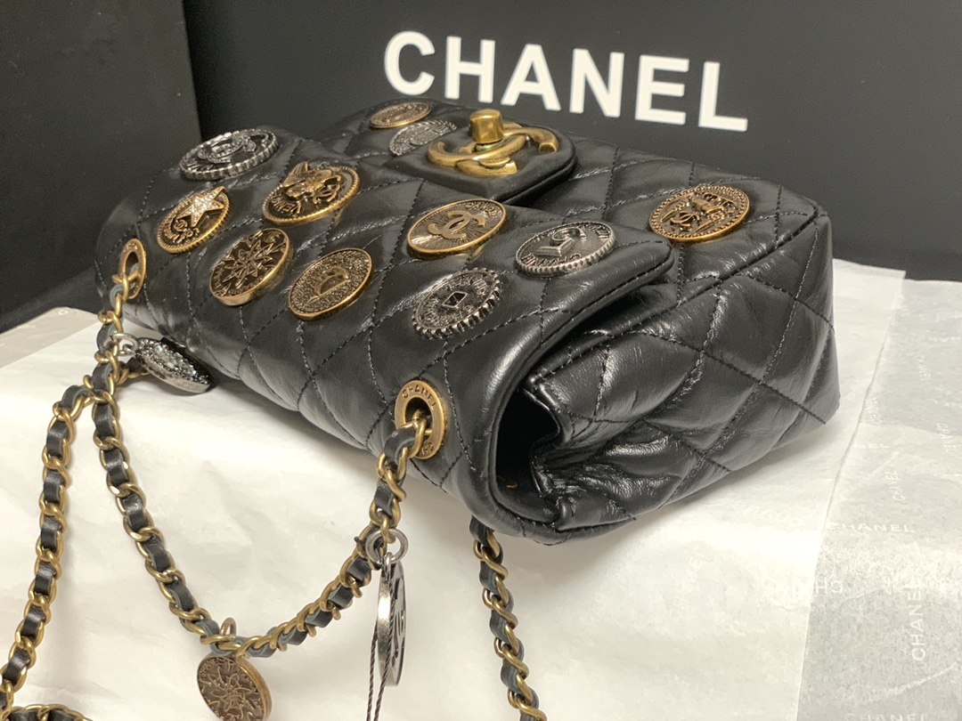シャネル「Chanel」  Flap Bag 記念限定 メダリオン ショルダーバッグ