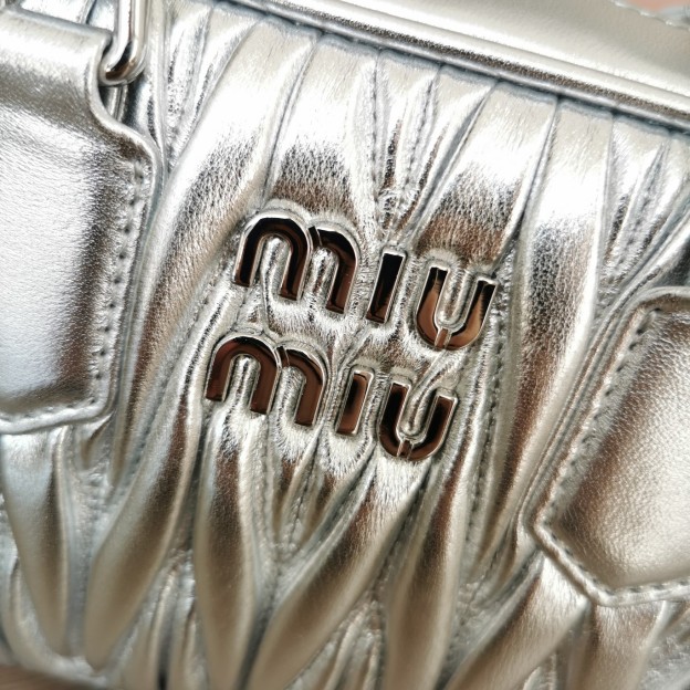 ミュウミュウ「Miu Miu」 too pretty ボウリングハンドバッグ