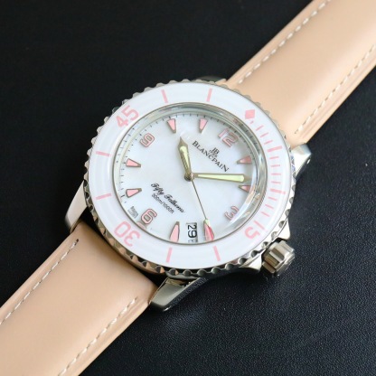 ブランパン「Blancpain」五十噚シリーズ5015自動アーム時計45MM