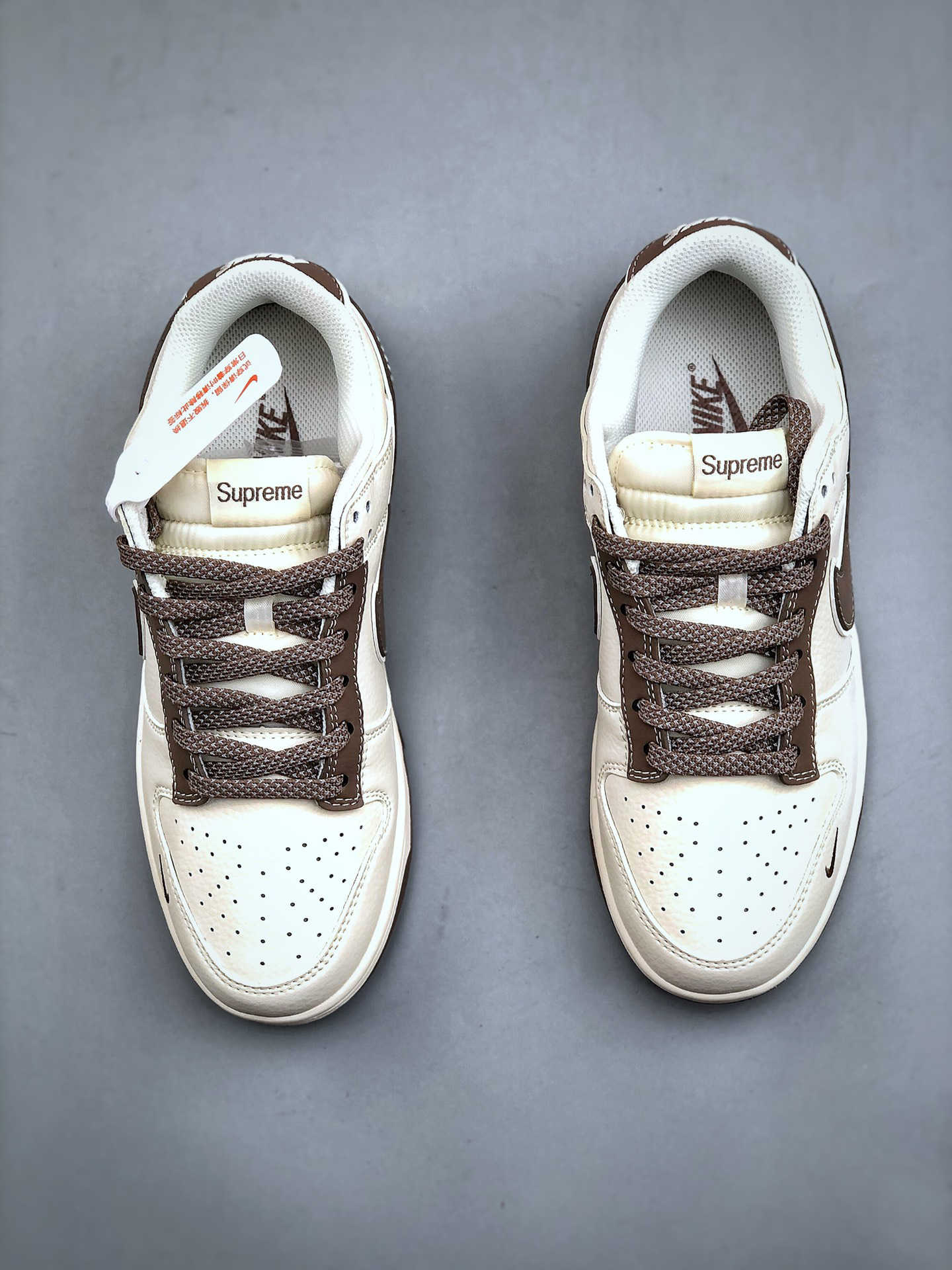 「コラボモデル」Stone Island x Nikeダンクロー スモールスウッシュ スターエンボス スニーカー ベージュ/ブラウン