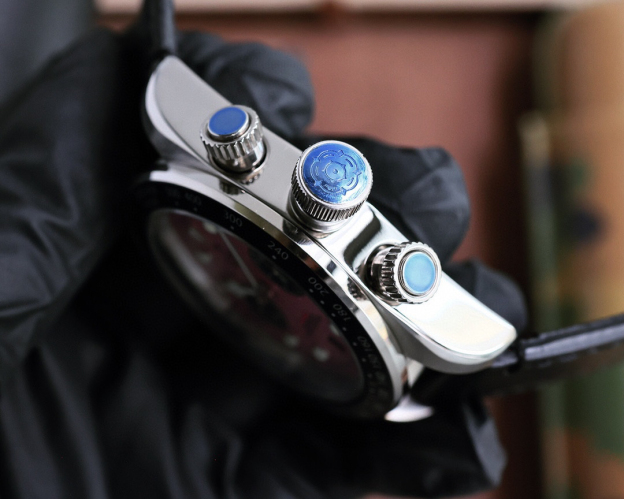 チューダー「Tudor」ブラックベイ 自動巻き腕時計42MM