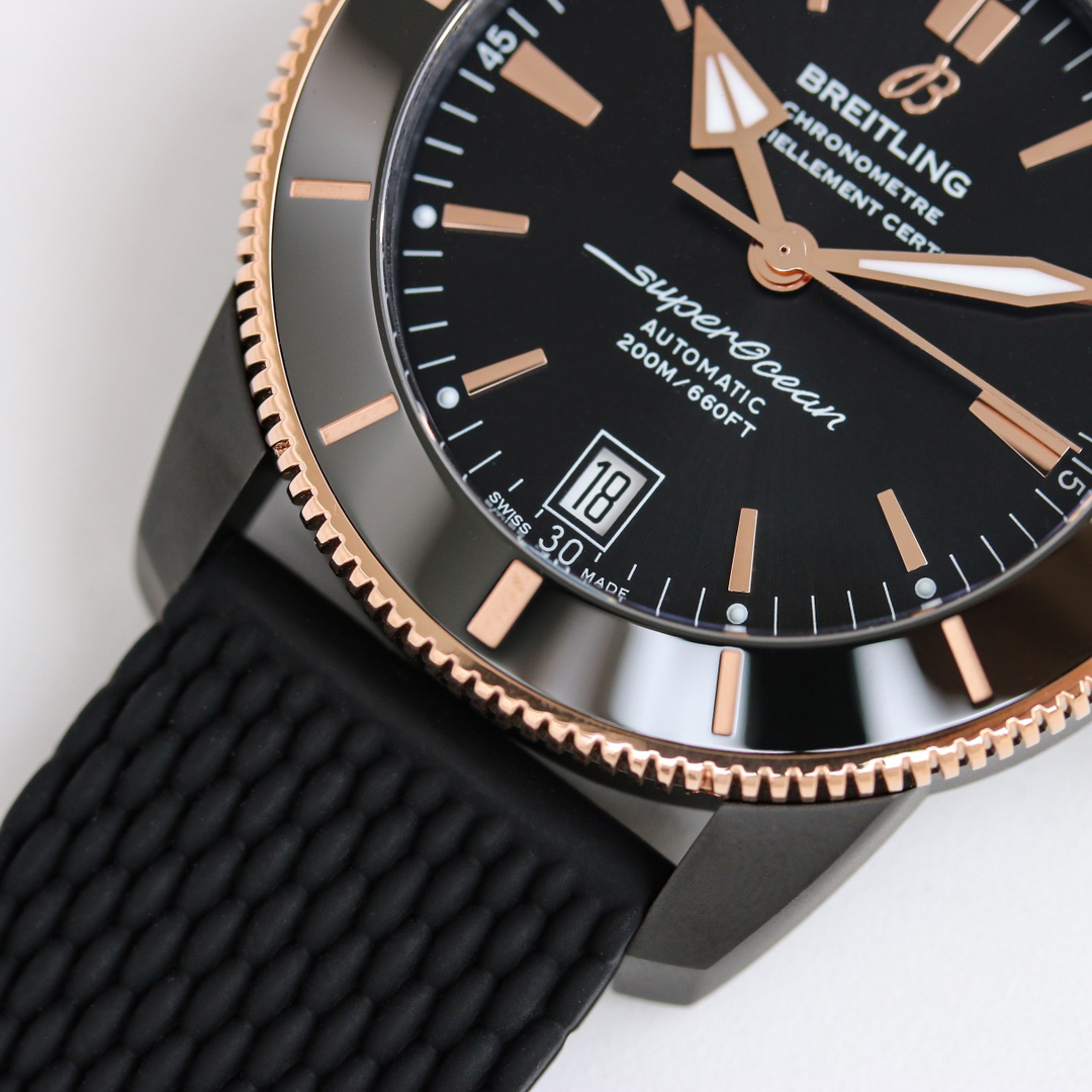 ブライトリング「Breitling」スーパーオーシャン ヘリテージ II 42MM