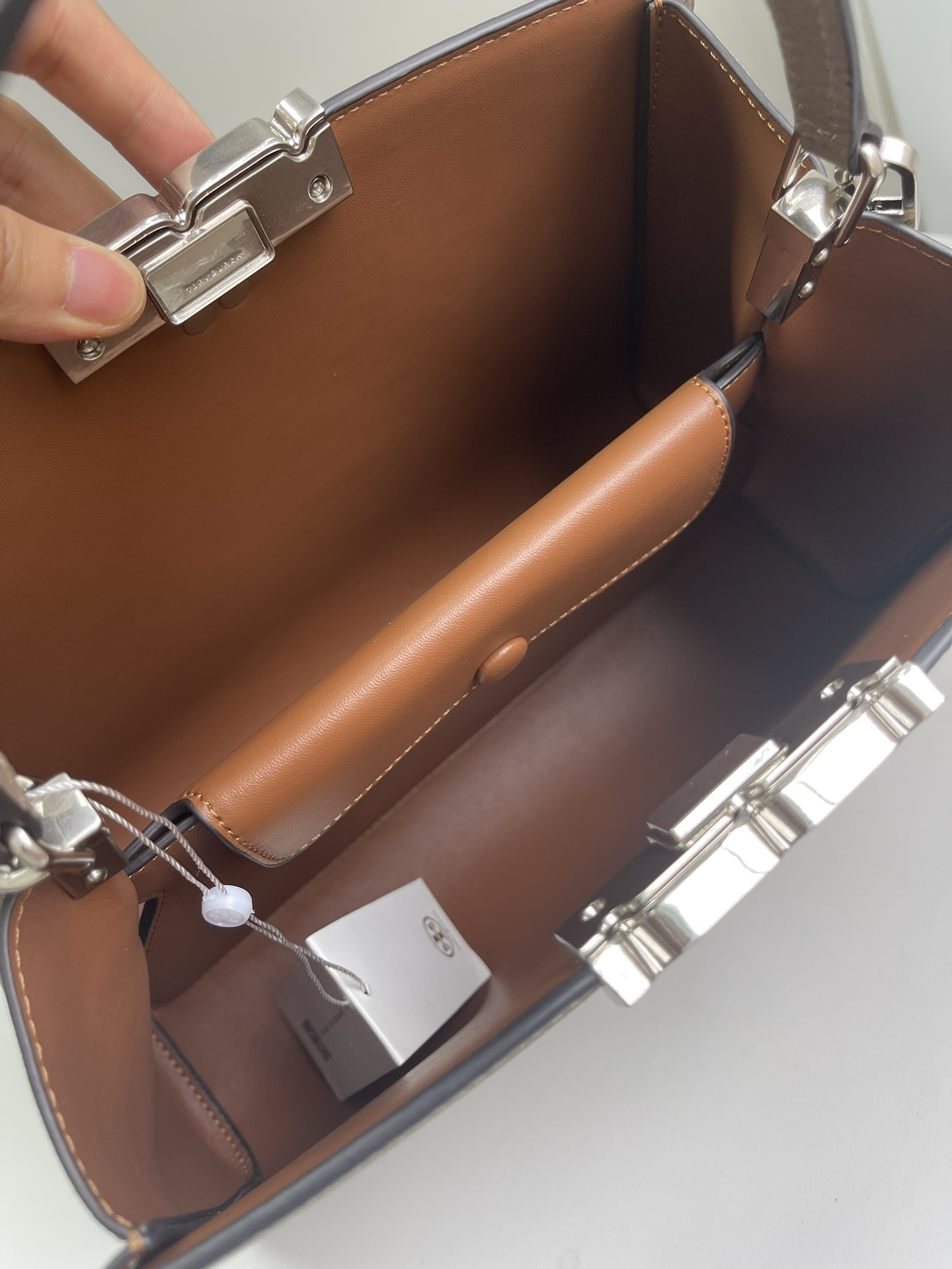 トリー バーチ「Tory Burch」エレノア ショルダー/ハンドバッグ