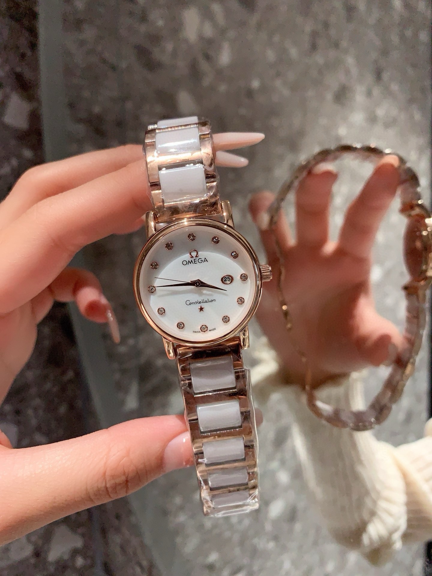 オメガ［Omega］ デ・ヴィル ディーフライ シリーズ レディース クォーツ ワッチ30MM