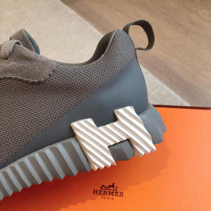 エルメス［Hermès］ルテ スニーカー ペアルック