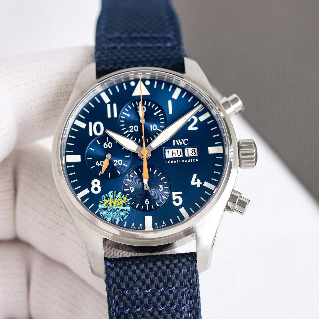 アイダブリューシー［IWC］PILOT'S WATCH CHRONOGRAPH 自動巻き腕時計43MM