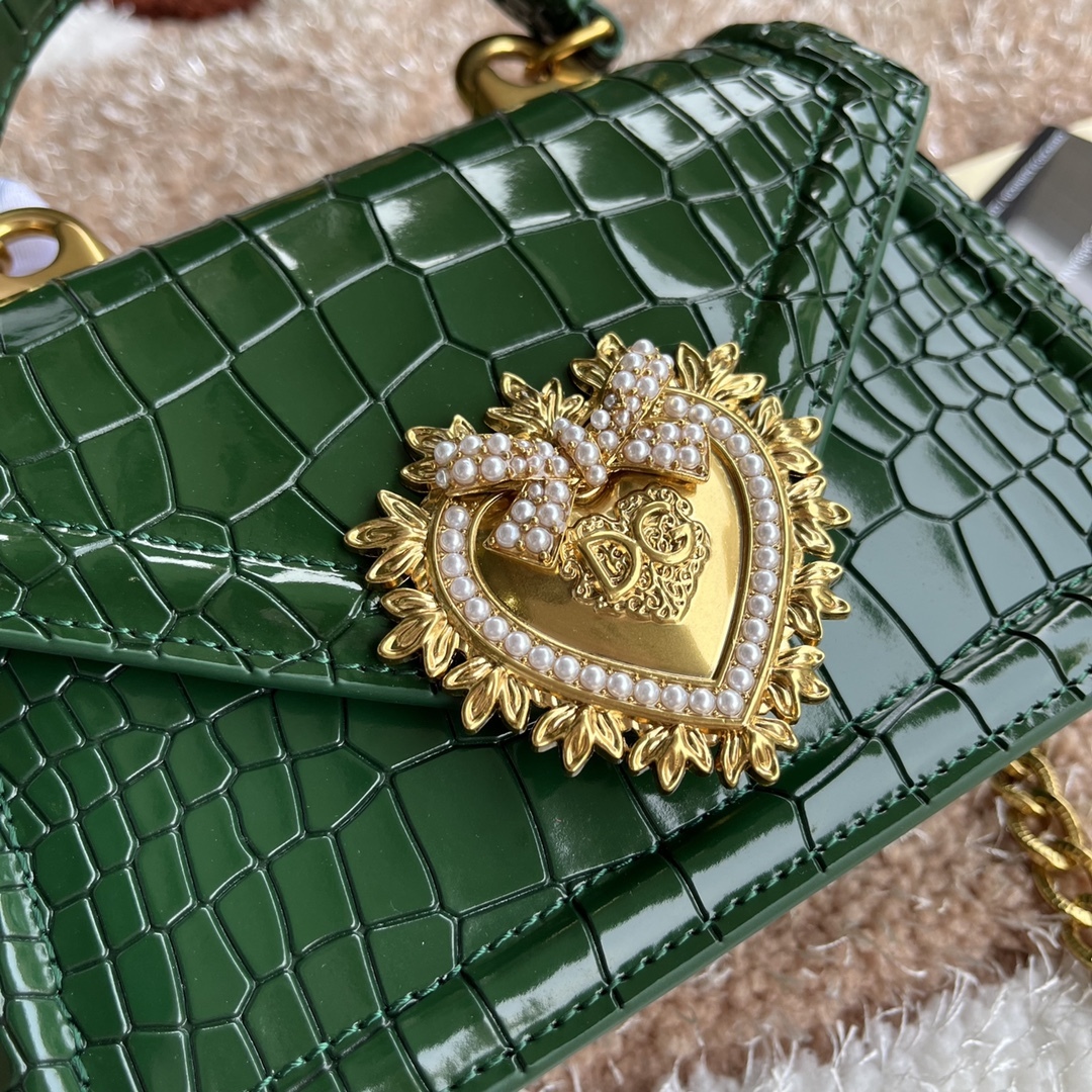 ドルチェ・アンド・ガッバーナ「D&G」エメラルドグリーン チェーン レザートップハンドルバッグ