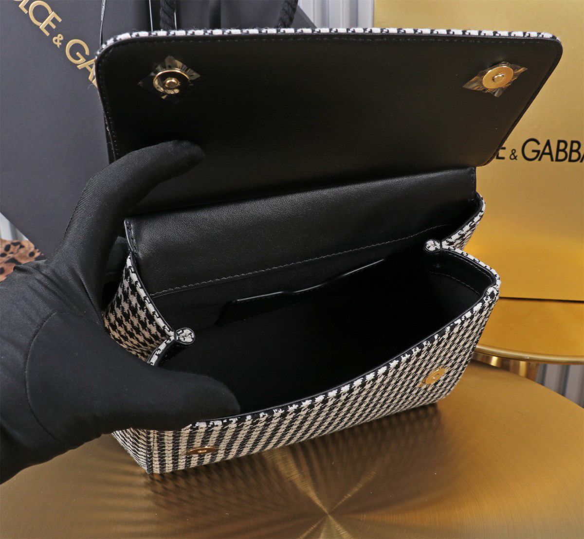 ドルチェ・アンド・ガッバーナ「D&G」クロコダイルエンボス ツイード トップハンドルバッグ