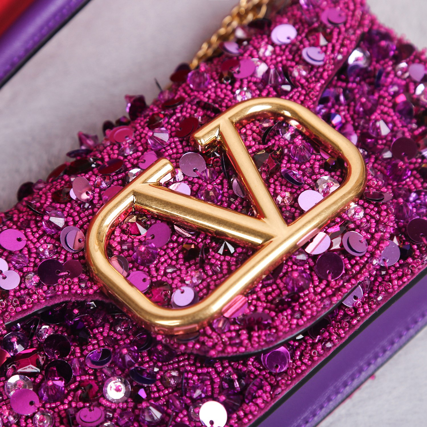 ヴァレンティノ「Valentino」ド アメジスト クリスタル レザートップハンドルバッグ