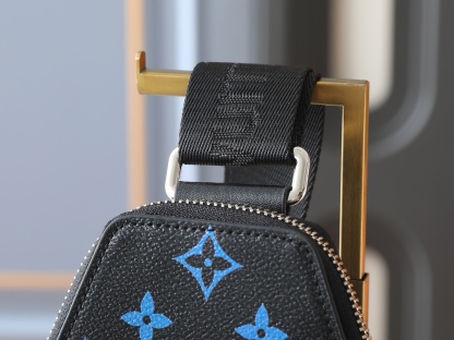 ルイ・ヴィトン「Louis Vuitton」メンズ ウエストバッグ