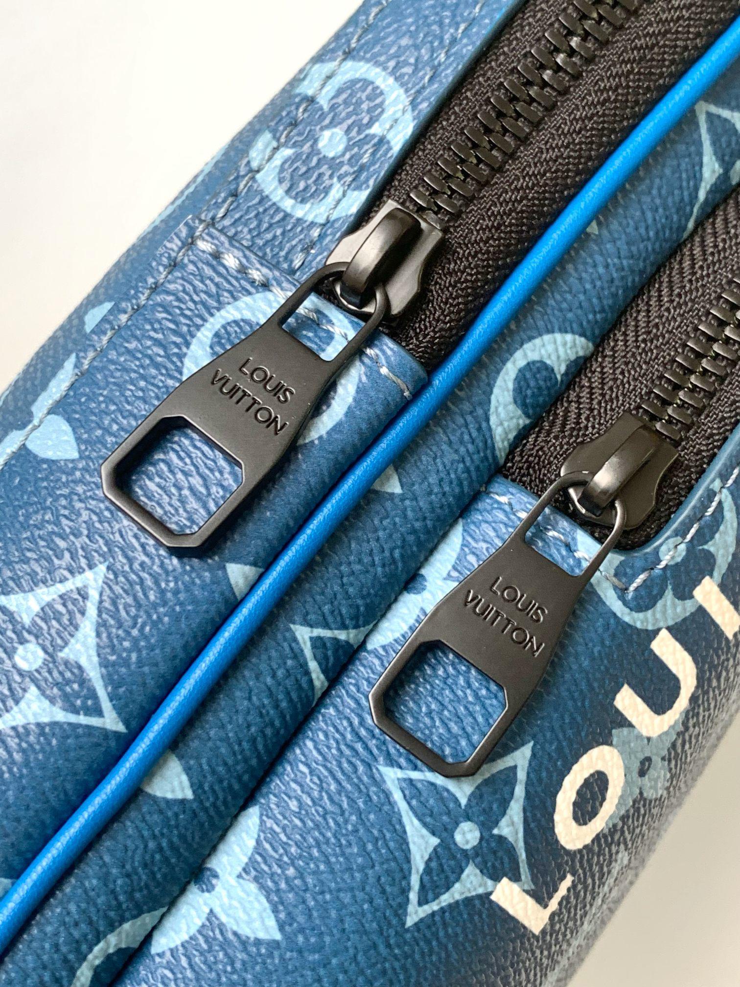 ルイ・ヴィトン「Louis Vuitton」メンズ ウエストバッグ