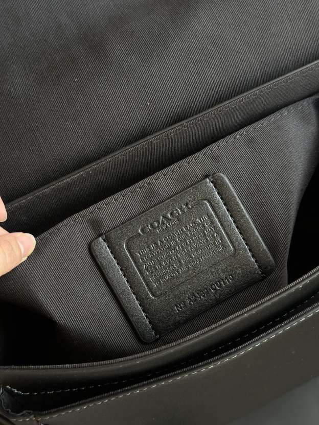 コーチ「Coach」 Racer メンズ メッセンジャーバッグ