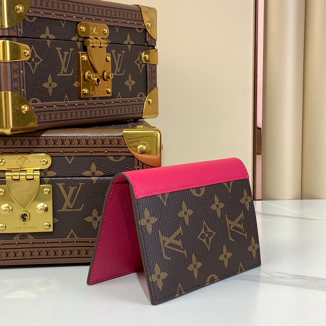 ルイ-ヴィトン(Louis Vuitton) パスポートカバー クーヴェルテュール･パスポール NM