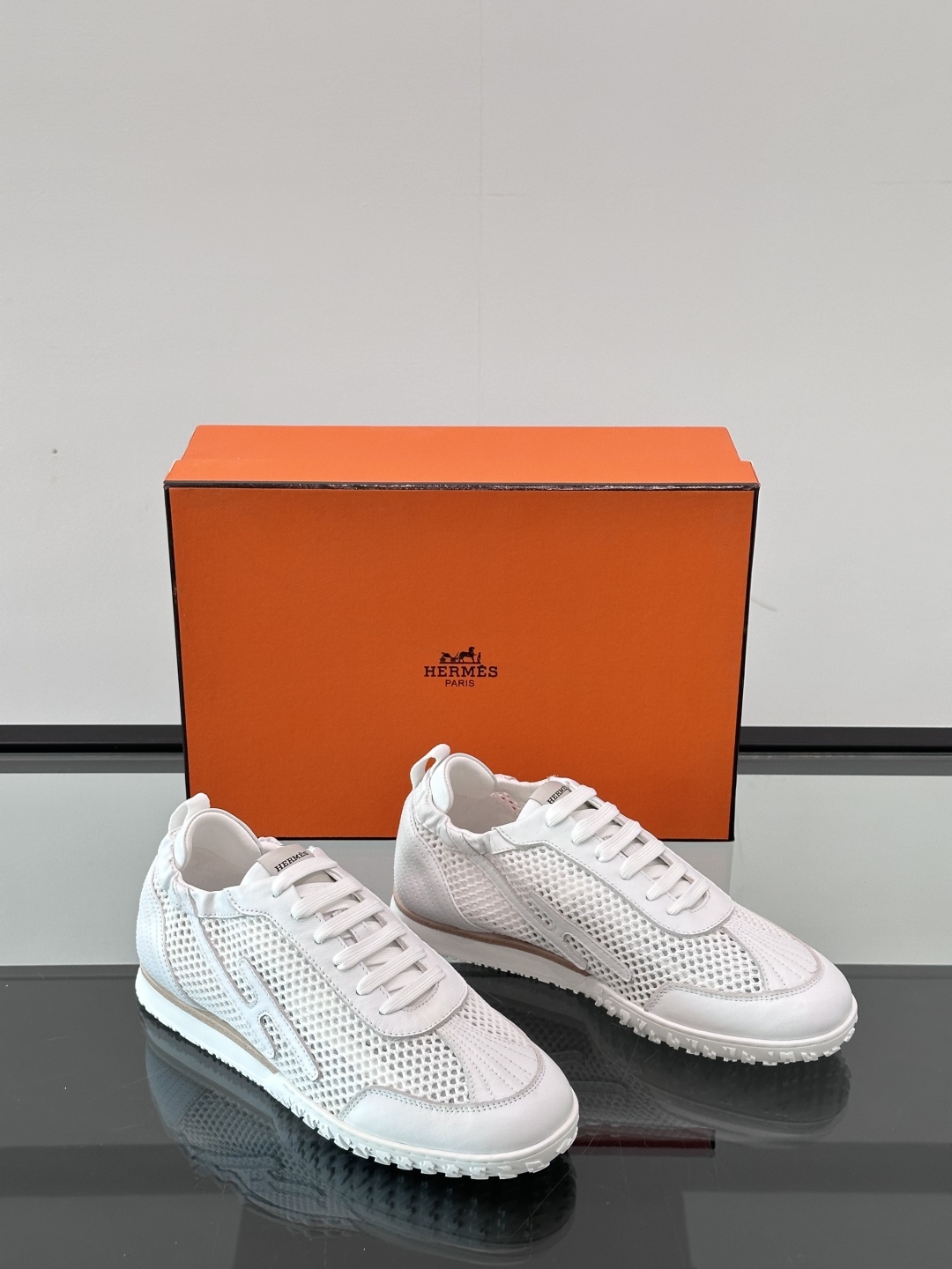 エルメス［Hermès］ ペアルック モダンランナー ホワイトベース