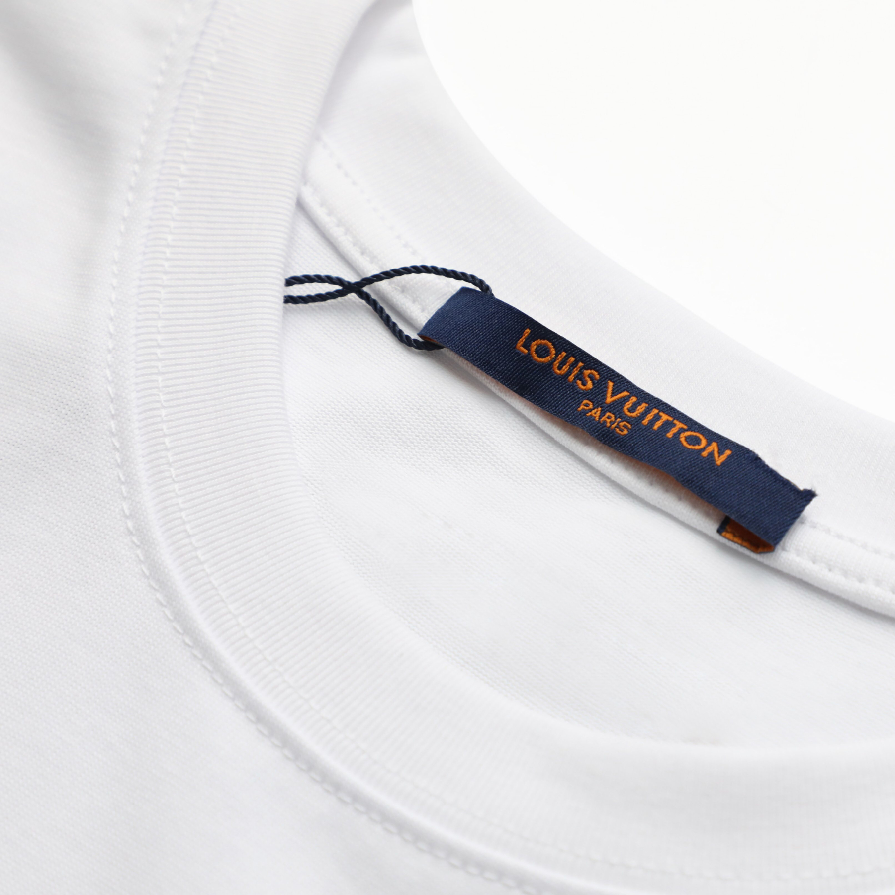 ルイ・ヴィトン「Louis Vuitton」 2025 エンブロイダリー モノグラム クルーネックTシャツ（メンズ）