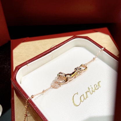 カルティエ「Cartier」パンテール スポッテッド ダイヤモンド エメラルド ブレスレット