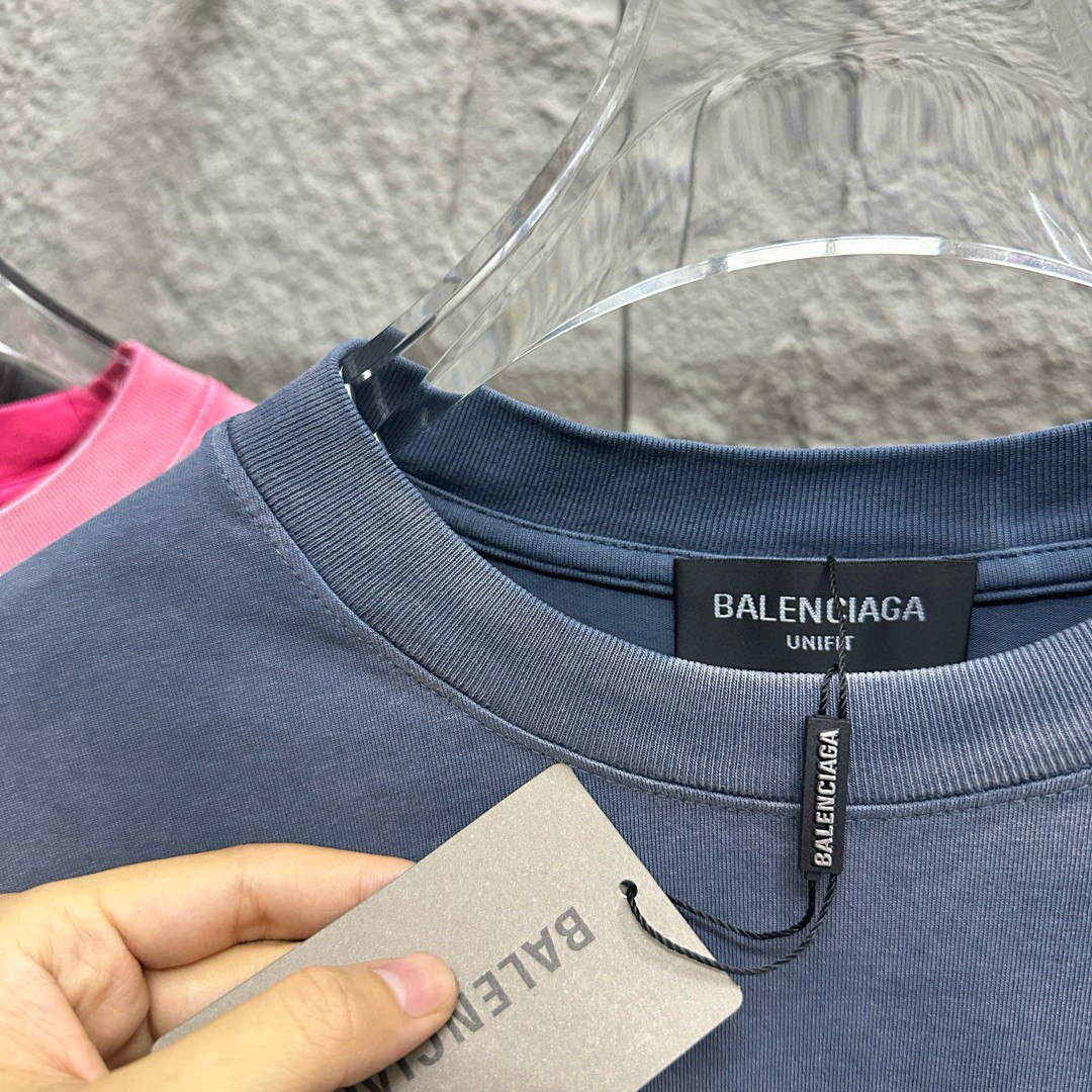 バレンシアガ「Balenciaga」2025早春新重工酸洗グラデーション旧半袖Tシャツ